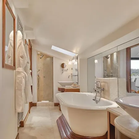 Hotel Airelles Pan Dei Palais 3*