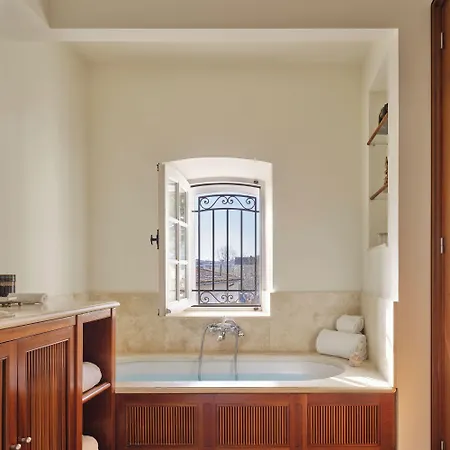 Airelles Pan Dei Palais