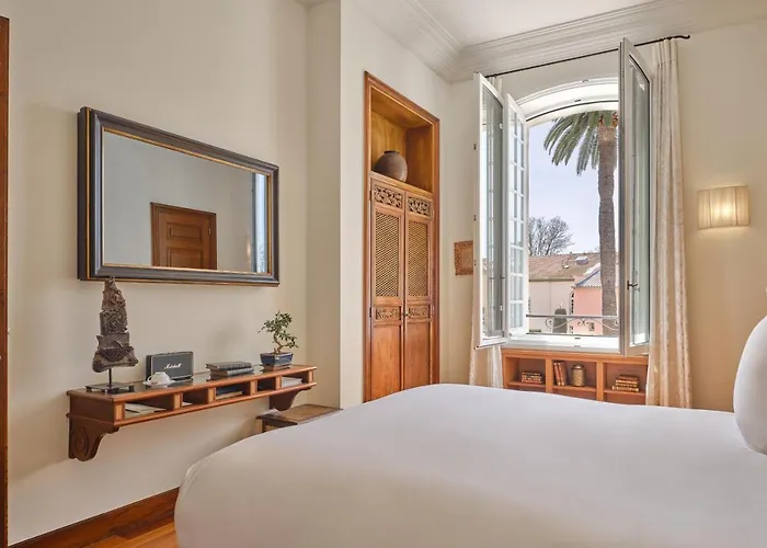 Hotell Airelles Pan Dei Palais