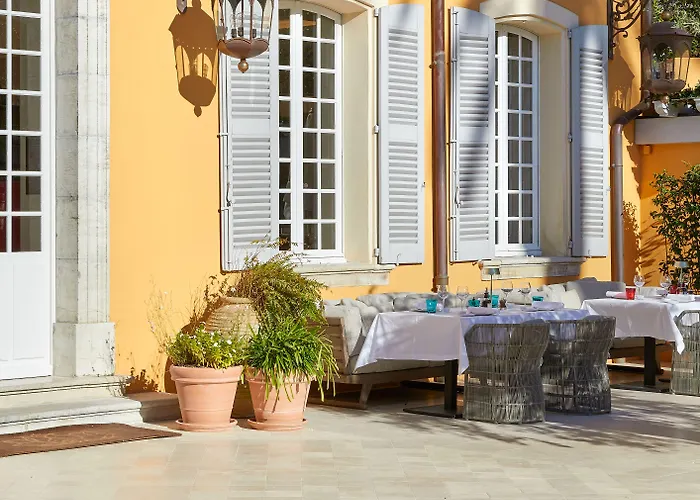 Airelles Pan Dei Palais Hotel