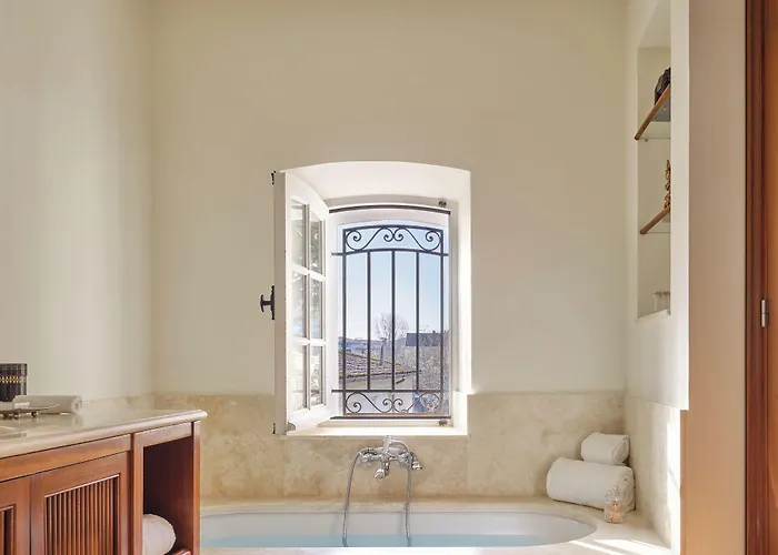 Airelles Pan Dei Palais